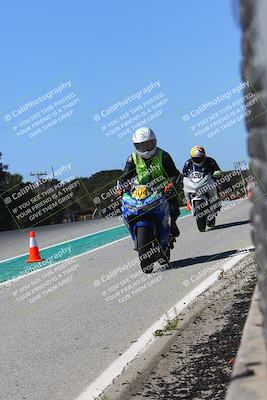 media/Jun-25-2022-CRA (Sat) [[66b8ee165f]]/Race 4 (Feel Like A Pro 400 GT)/Out Lap/